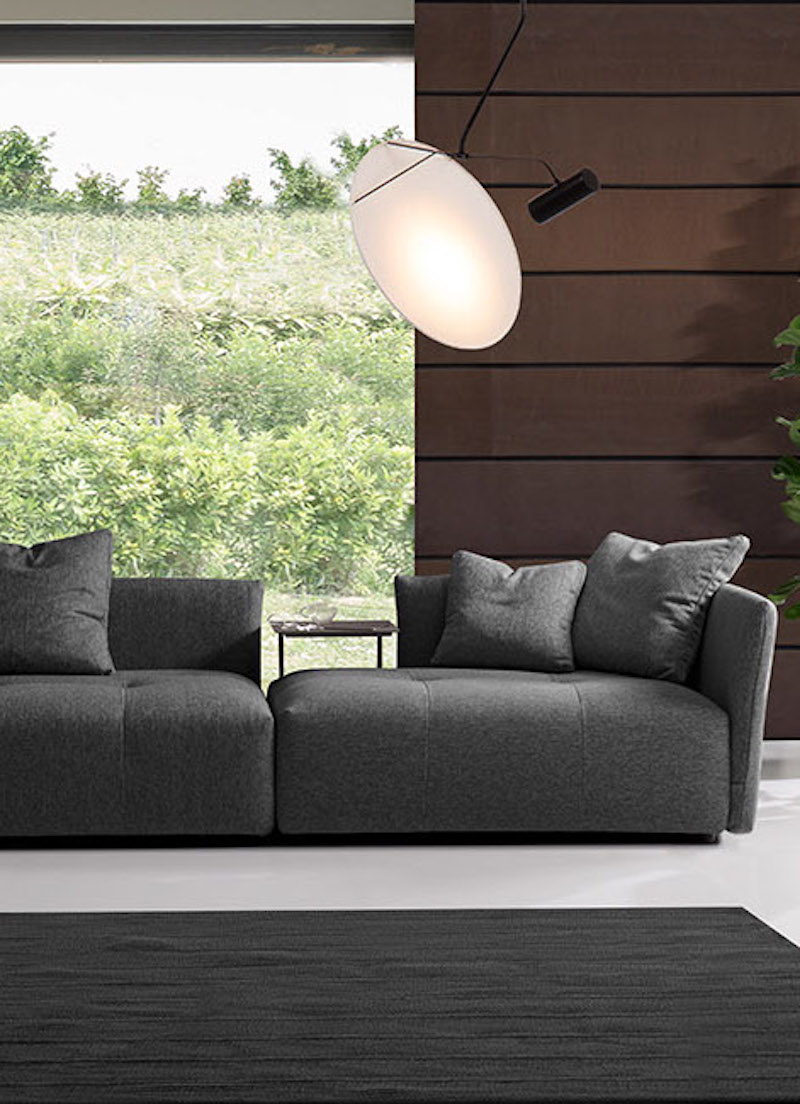 Sofà grigio salotto